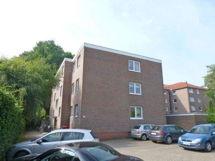 Kleines Apartment im Dachgeschoss mit sonniger Loggia in beliebter Wohnlage von Oldenburg nahe Weser-Ems-Halle 1 zimmer