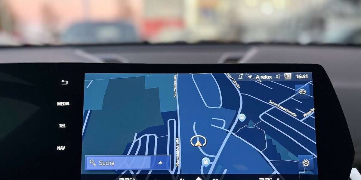 BMW X1 M35i xDrive KEYLE./KAMERA/HARMAN/NAVI/DAB/LED 1.763 km 48.900 &euro; Villingen-Schwenningen 78054