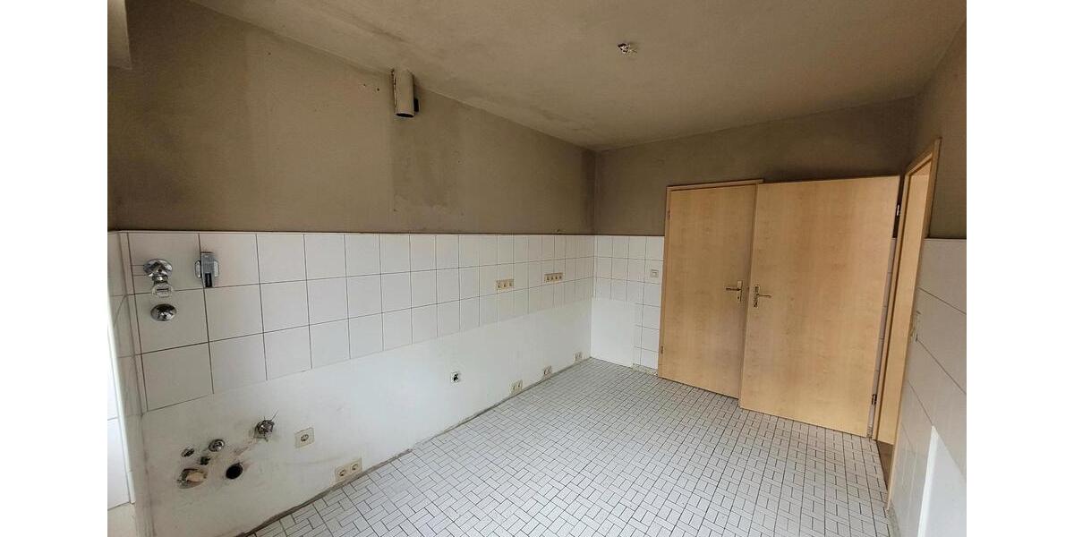Etagenwohnung Tauberbischofsheim - 4 Zimmer, 112 m&sup2;, 950&euro; | Angebot:26440296