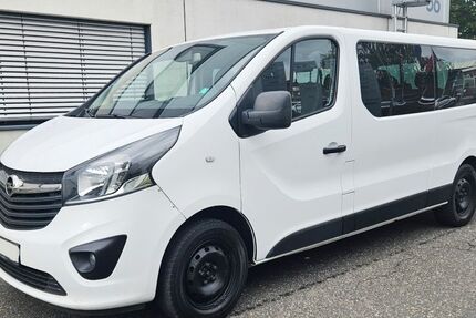 Opel Vivaro 185.700 km 10.990 &euro; Düsseldorf 40589