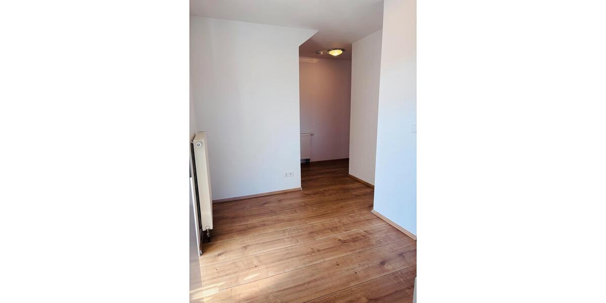 Dachgeschoßwohnung Braunschweig Wabe-Schunter-Beberbach - 2 Zimmer, 57 m&sup2;, 175.000&euro; | Angebot:27118089