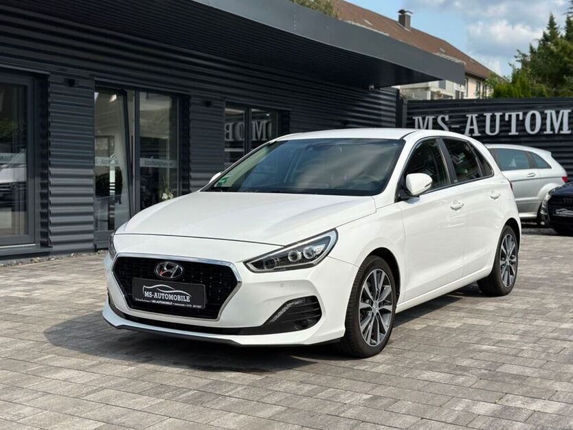 i30