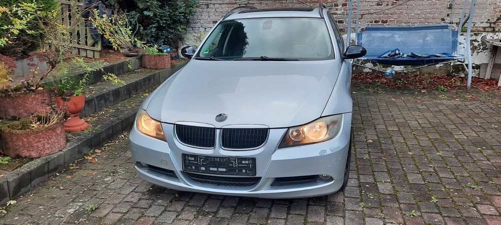 BMW 320 250.000 km 2.049 &euro; Viersen 41747