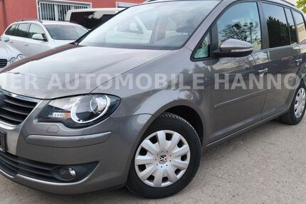 VW Touran 217.712 km 5.499 &euro; Hannover 30419