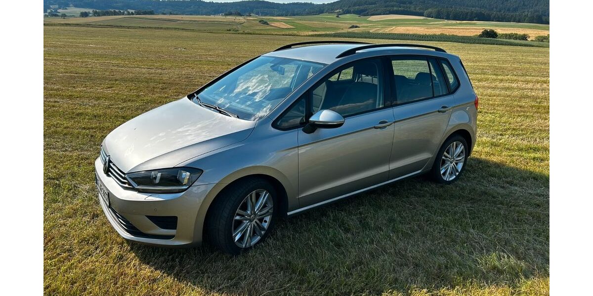 VW Golf Sportsvan 117.000 km 10.900 &euro; Ahorntal 95491
