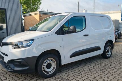 Toyota Proace City 62.000 km 12.985 &euro; Pinneberg 25421