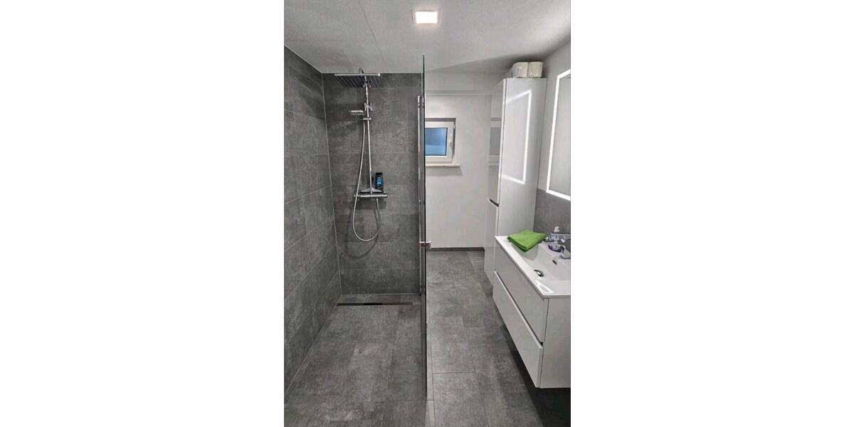Etagenwohnung Bad Neustadt an der Saale - 2 Zimmer, 80 m&sup2;, 1.250&euro; | Angebot:26631635
