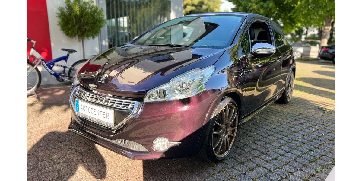 Peugeot 208 118.000 km 5.900 &euro; Fürstenfeldbruck 82256