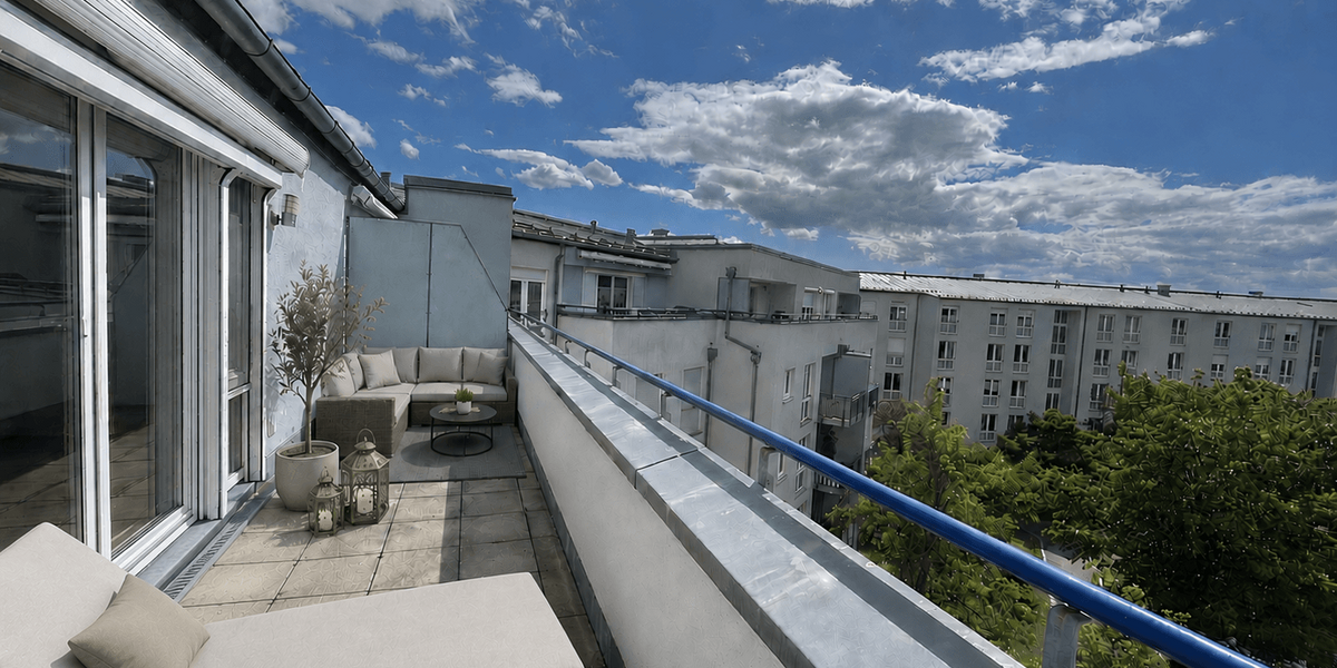Sofort frei - Dachterrassen-Wohnung, 2 Zi. plus Wohnküche (Erbpacht) - Dachgeschoßwohnung München Bogenhausen | Angebot:26714706