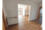 3 Zi. Wohnung im DG (1.OG) mit Balkon und Carport - Etagenwohnung Pommersfelden | Angebot:27230171