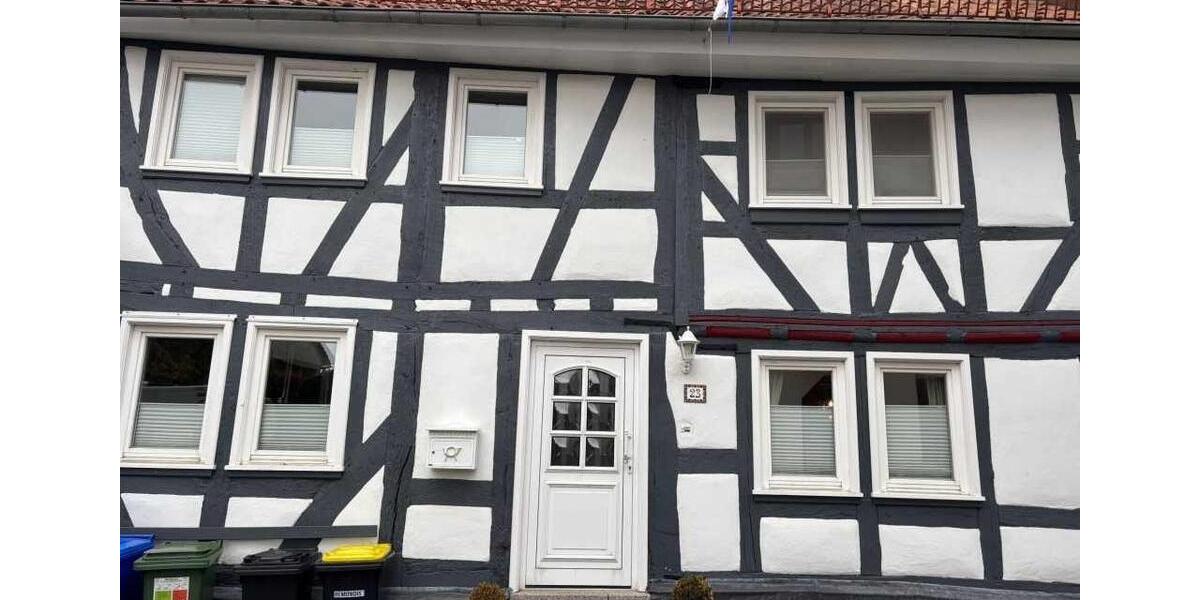 Einfamilienhaus im Zentrum Grünberg Altstadt 1250 € Kalt Miete zimmer