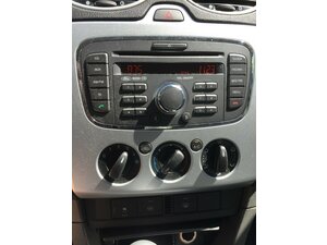 Ford Focus Ambiente,Klima,Tempomat! 153.000 km 850 &euro; Himmelkron 95502
