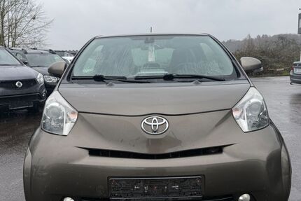 Toyota IQ 175.000 km 3.190 &euro; Merzig 66663