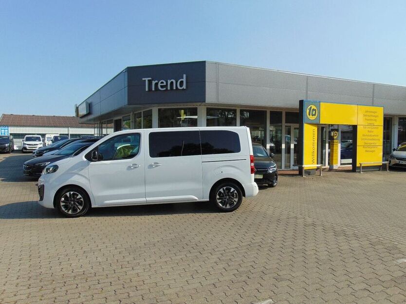 Zafira Life