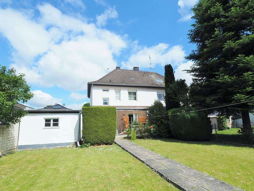 Haus zum Kaufen in Bedburg 250.000 € 113 m²
