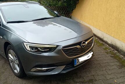 Opel Insignia 93.200 km 11.300 € Dortmund 44388