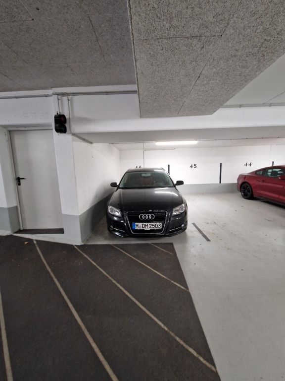 Audi A3 204.000 km 9.000 € München 81737