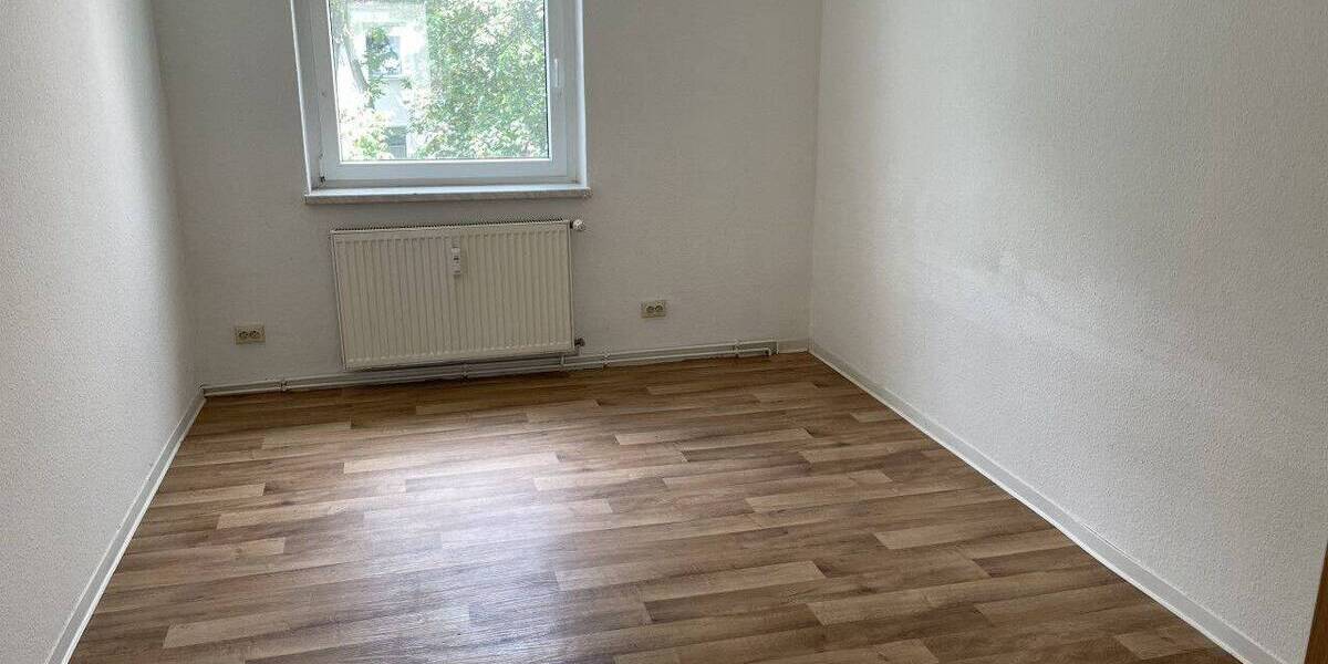 Etagenwohnung Bad Dürrenberg - 2 Zimmer, 47 m&sup2;, 305&euro; | Angebot:26879007