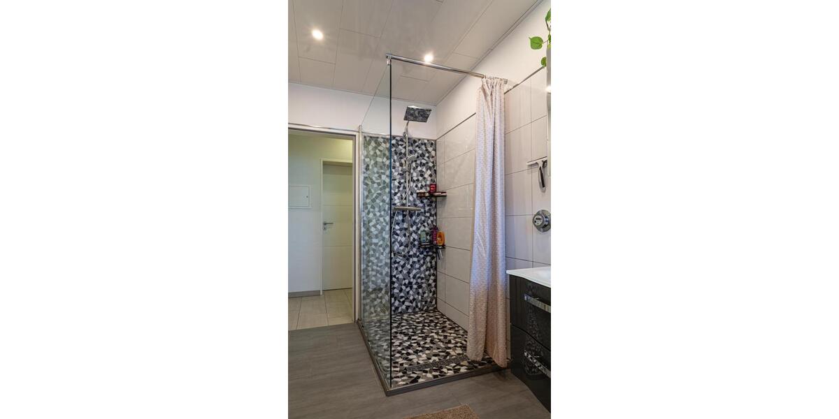 Etagenwohnung Lüdenscheid Brügge - 3 Zimmer, 75 m&sup2;, 160.000&euro; | Angebot:27425723