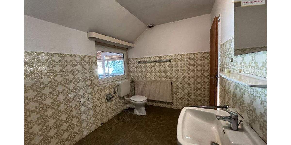 Einfamilienhaus Goldenstedt - 8 Zimmer, 232 m&sup2;, 319.000&euro; | Angebot:25738567