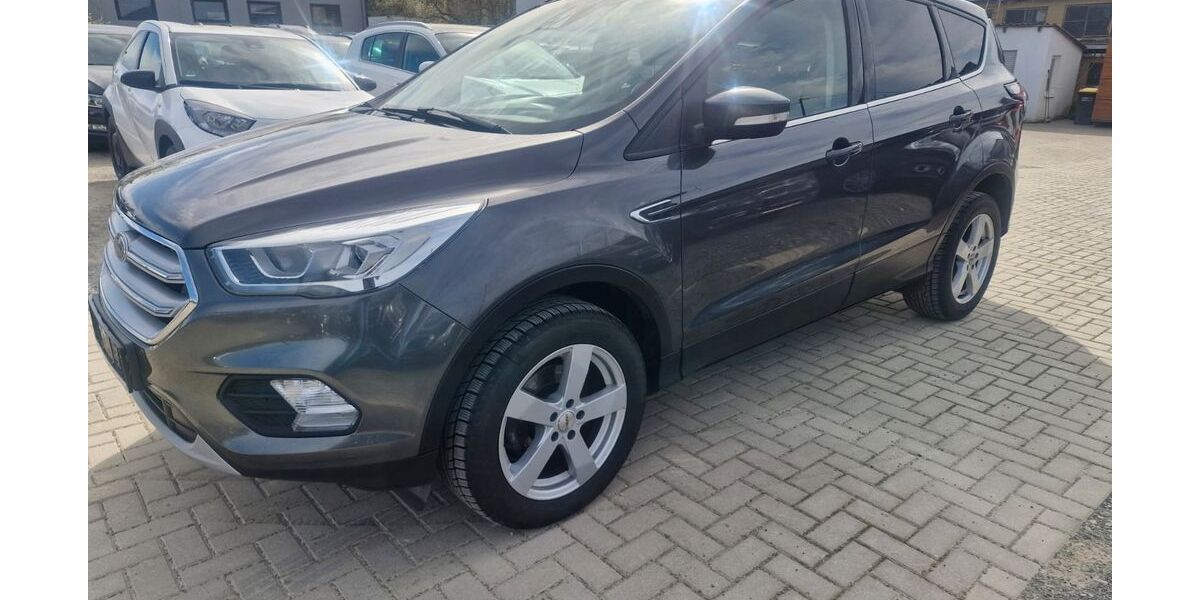 Ford Kuga 115.375 km 11.950 &euro; Calden 34379