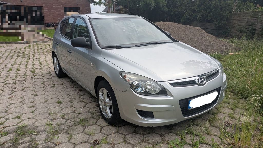 Hyundai i30 104.204 km 5.000 &euro; Hamburg 21037