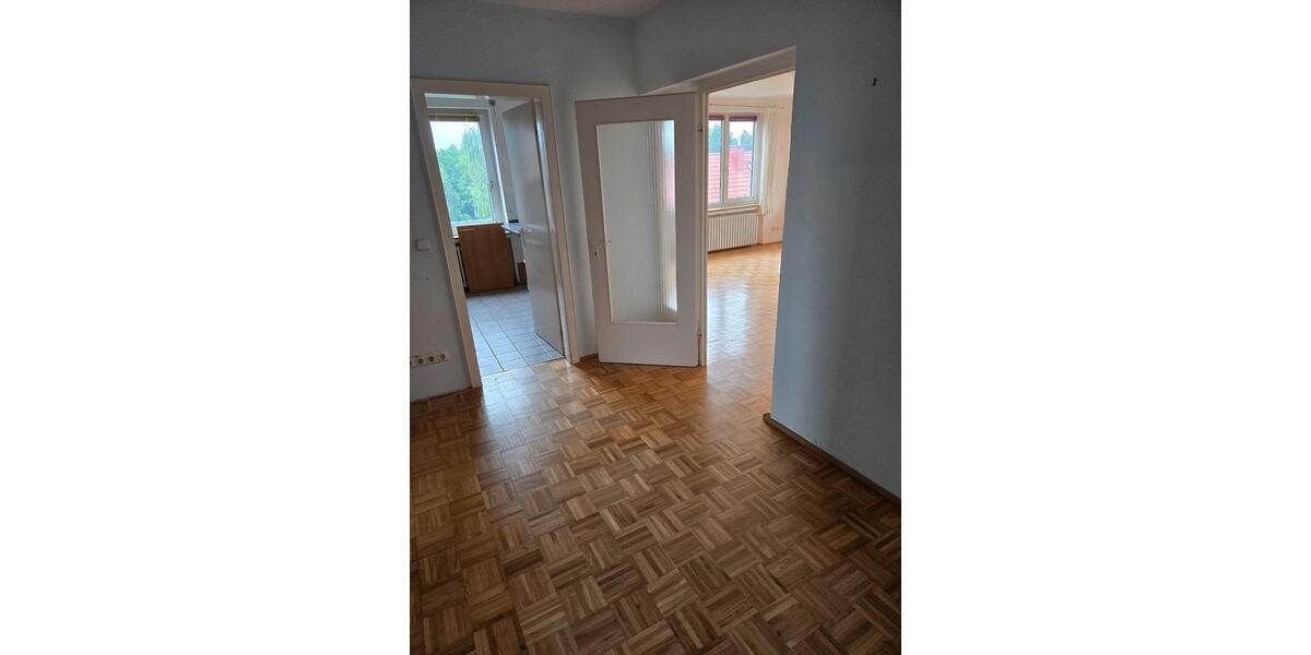 Mehrfamilienhaus, Wohnhaus Sarstedt - 4 Zimmer, 100 m&sup2;, 193.000&euro; | Angebot:27279683