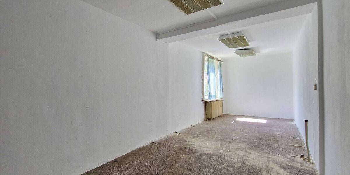 Mehrfamilienhaus, Wohnhaus Wilster - 7 Zimmer, 197 m&sup2;, 139.000&euro; | Angebot:26450020