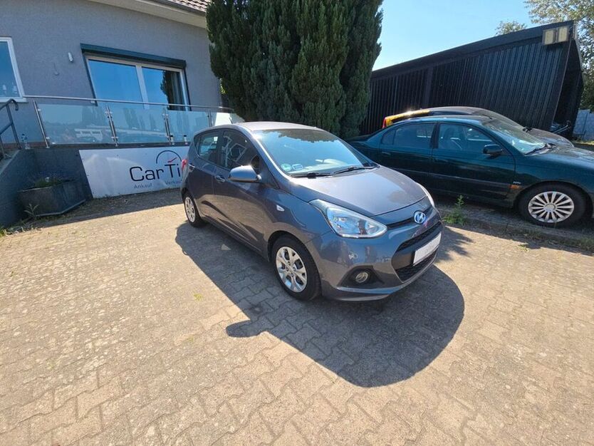 i10