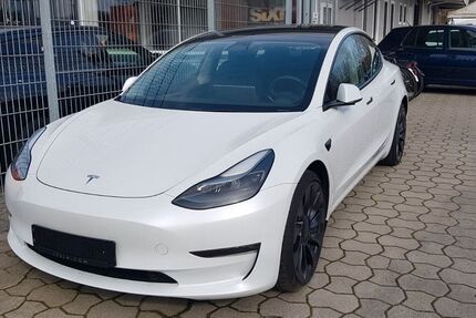 Tesla Model 3 66.950 km 31.690 &euro; Lingen (Ems) 49809
