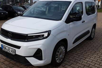 Opel Combo 3.300 km 20.990 &euro; Monschau (bei Aachen) 52156