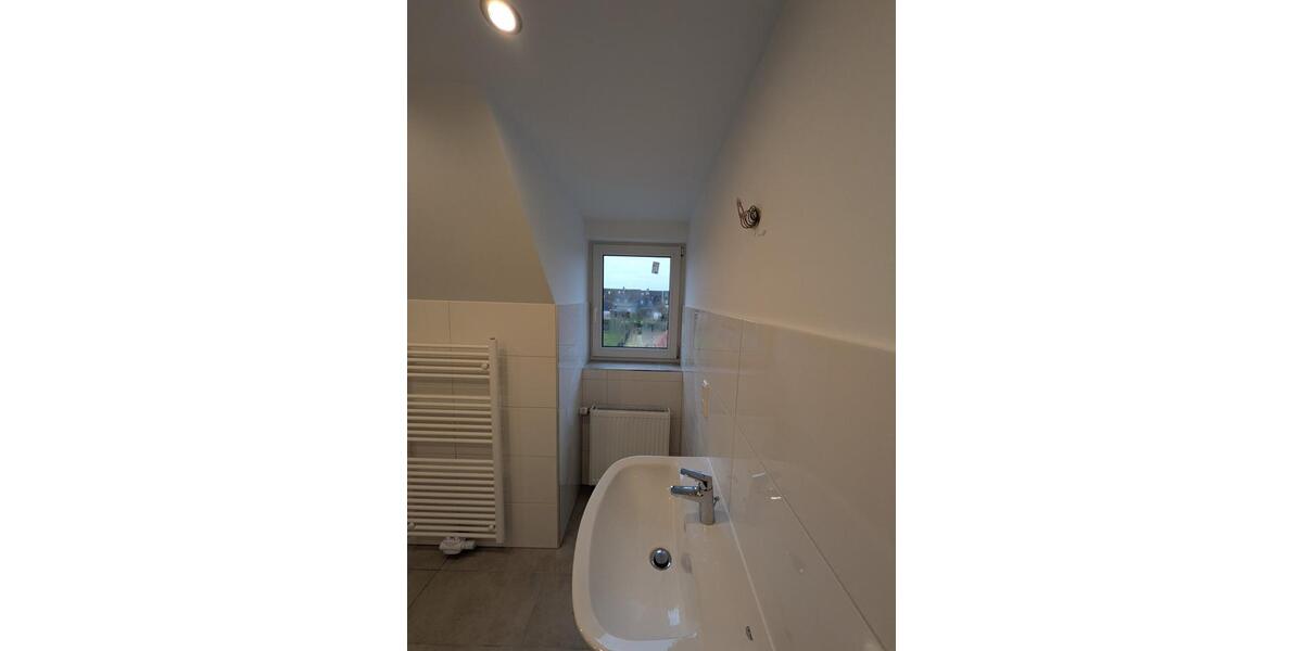 Schönes, renoviertes Häuschen für Single, Paar, kleine Familie 3 zimmer