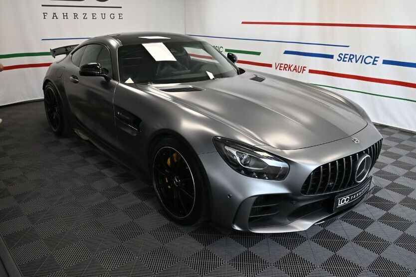 AMG GT R