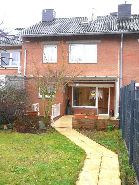 Haus zum Kaufen in Dormagen 359.000 € 92.35 m²