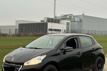 Peugeot 208 80.000 km 4.900 &euro; Rottenburg 72108