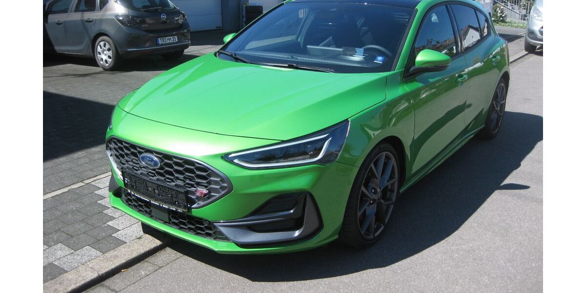 Ford Focus 11.800 km 34.900 &euro; Schoden 54441