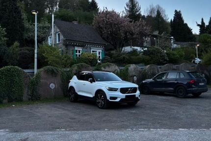 Volvo XC40 85.500 km 25.900 &euro; Solingen 42651