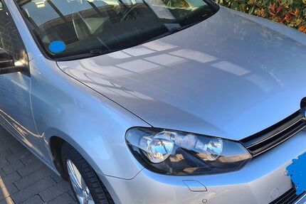 VW Golf 103.000 km 8.800 &euro; Heinsberg 52525