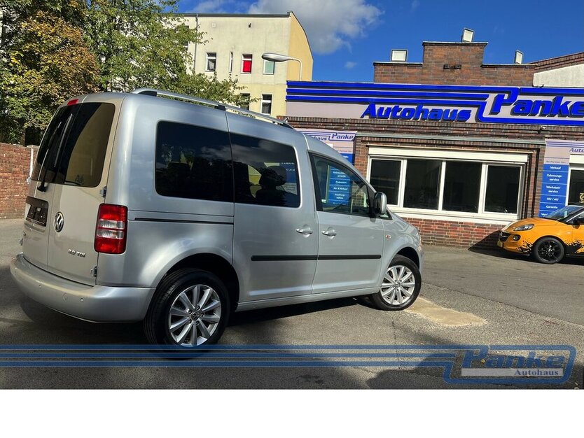 VW Caddy Highline*Navi*SHZ*Tempo*5-Sitzer*Chrom* 172.472 km 10.990 € Berlin 13187