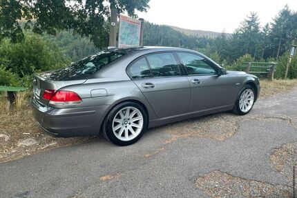 BMW 730