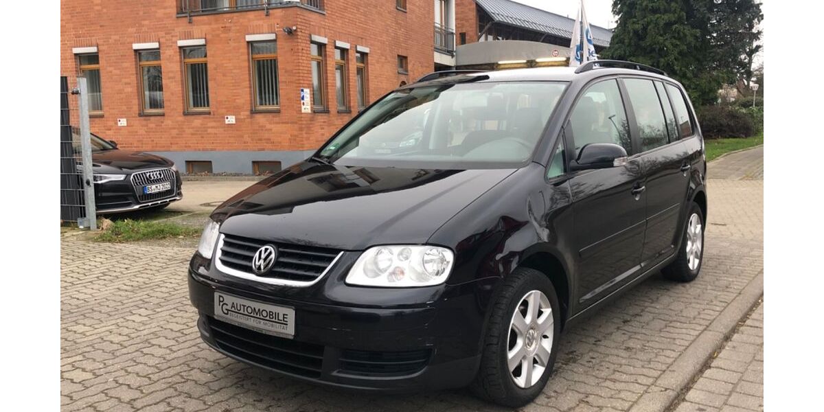 VW Touran 134.000 km 2.390 &euro; Braunschweig 38110