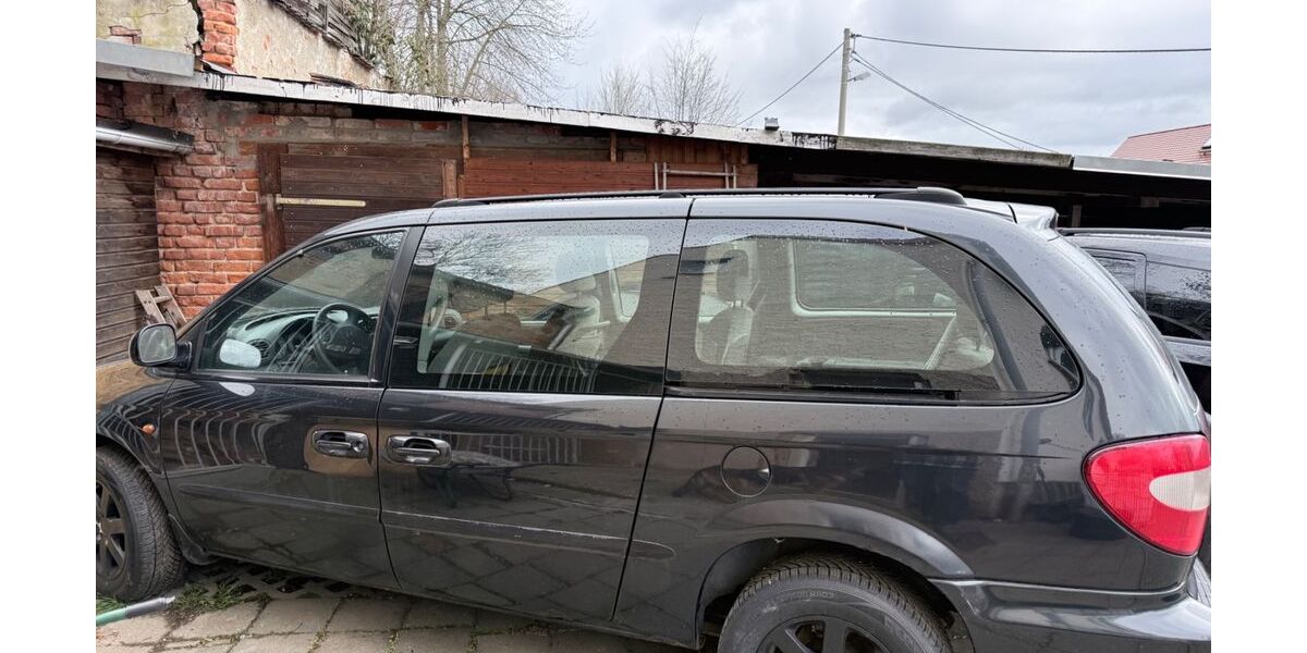 Chrysler Grand Voyager 215.000 km 1.500 &euro; Schmölln 04626