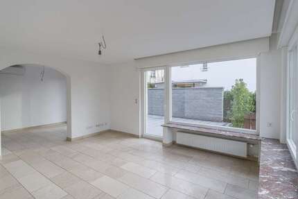Haus zum Mieten in Wiesbaden 2.500 € 127 m²