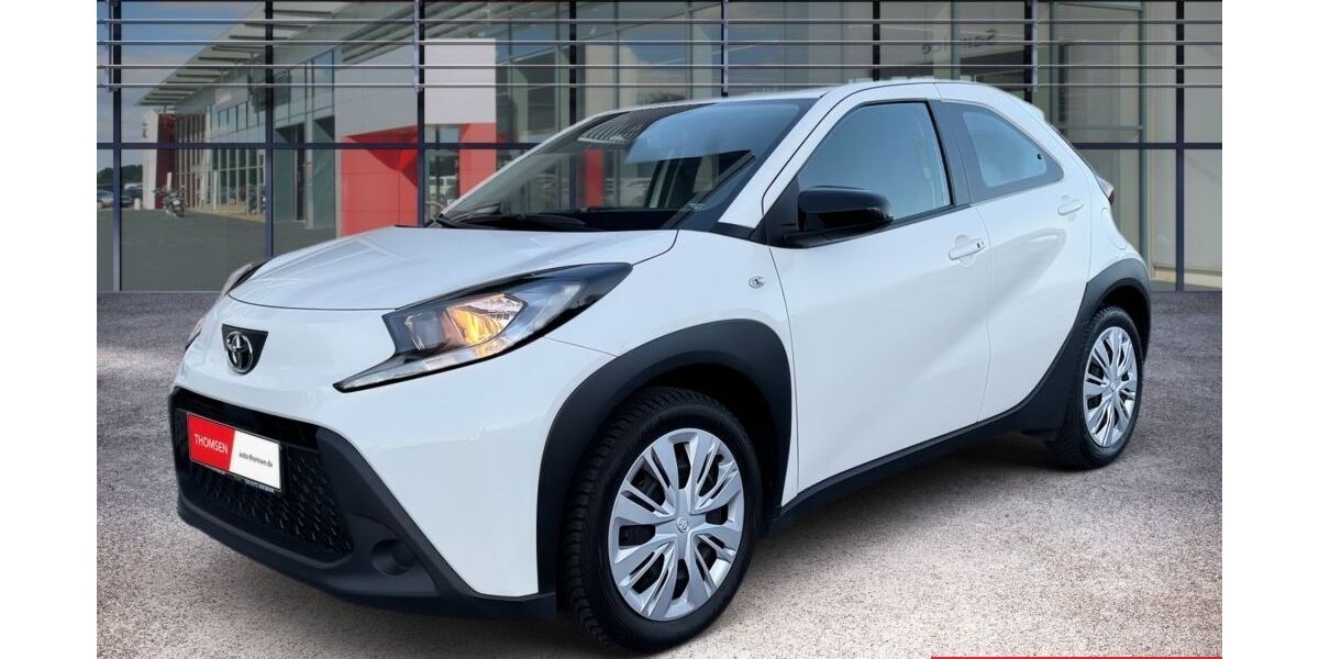 Toyota Aygo (X) 27.100 km 13.985 &euro; Halstenbek 25469