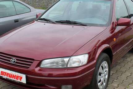 Toyota Camry 77.027 km 8.900 &euro; Neukirchen 94362