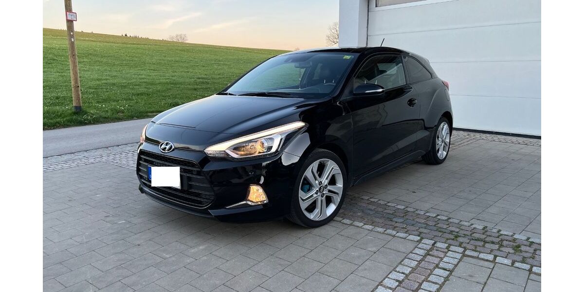 Hyundai i20 138.000 km 6.700 &euro; Kempten 87437