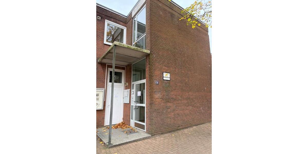 Renovierte Gewerbefläche für Büro oder Praxisnutzung zimmer