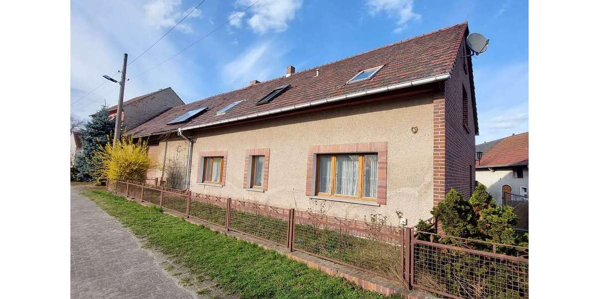 Einfamilienhaus Vetschau - 6 Zimmer, 151 m&sup2;, 129.500&euro; | Angebot:27332991