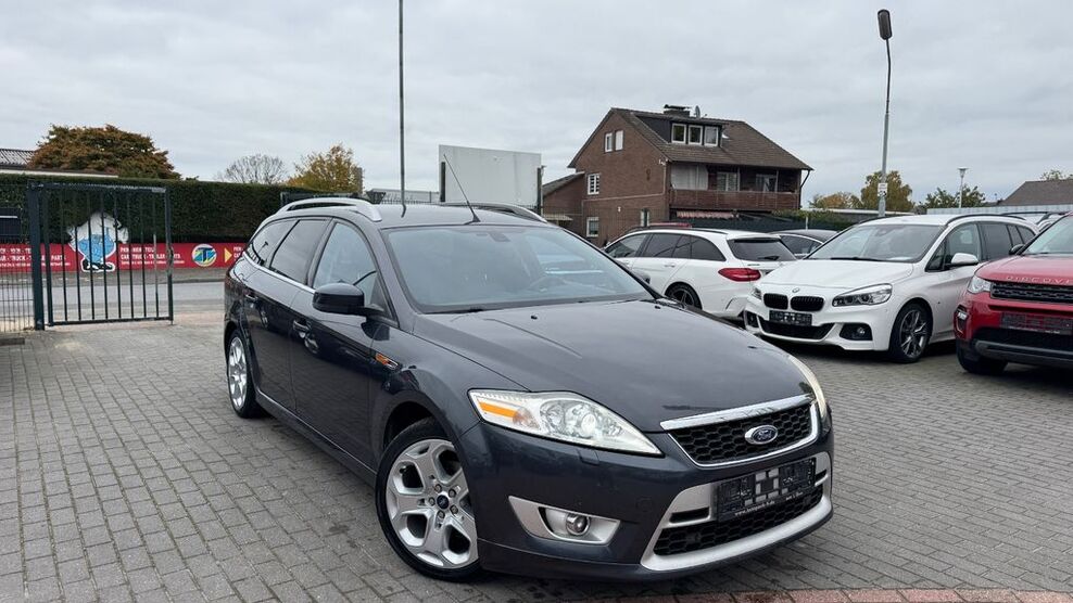 Ford Mondeo 245.889 km 4.900 € Gronau 48599