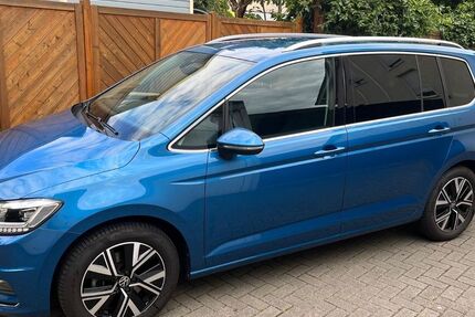 VW Touran 71.589 km 22.400 &euro; Köngen 73257